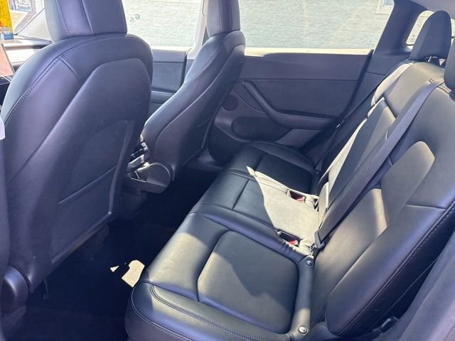 Used 2022 Tesla Model Y Long Range AWD/4WD image 15