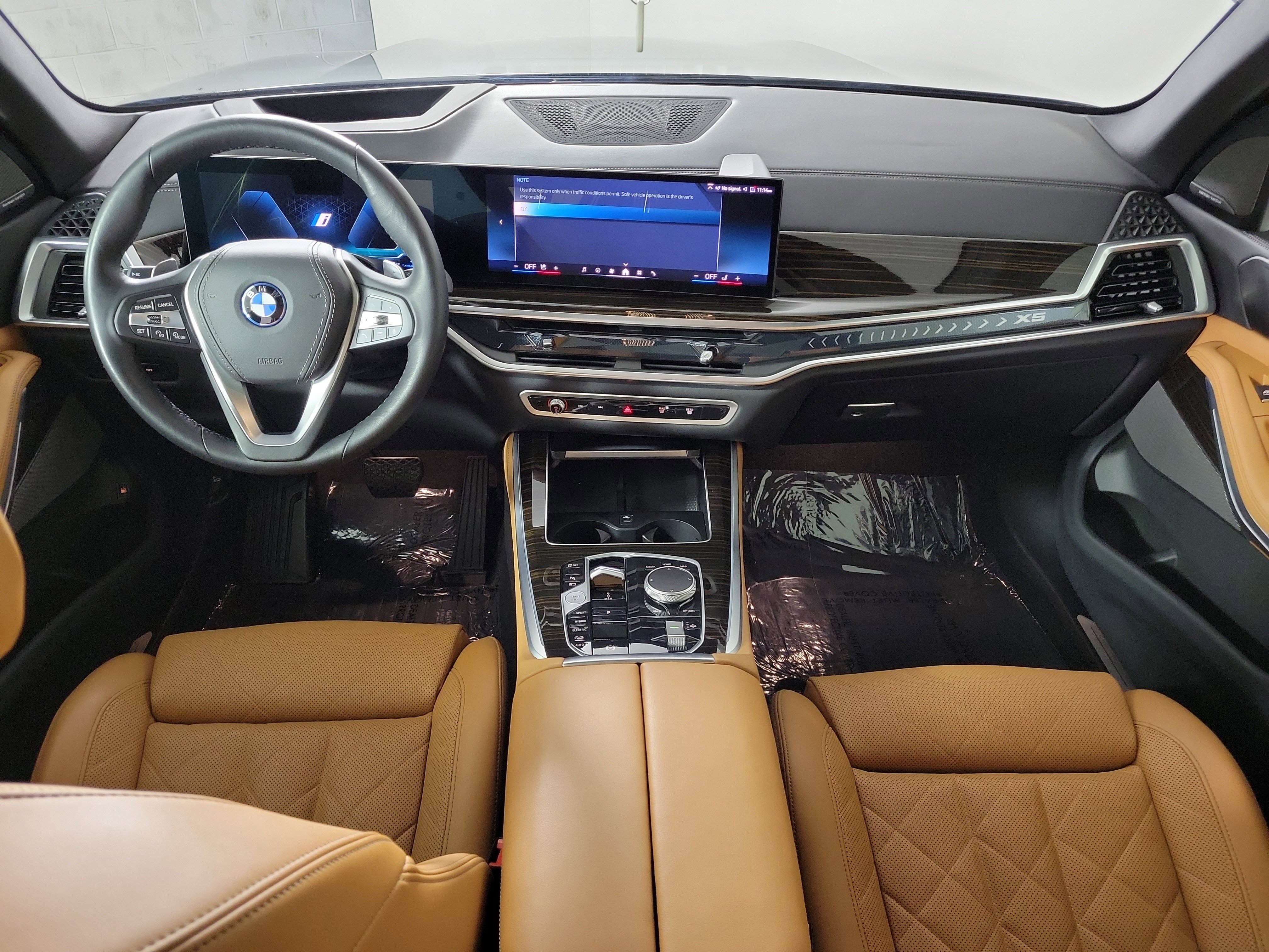 Certified 2025 BMW X5 xDrive50e image 11