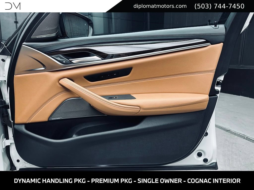 Used 2020 BMW M550i xDrive w/ Dynamic Handling Package AWD/4WD image 25