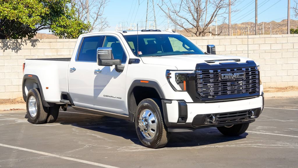 New 2026 GMC Sierra 3500 Denali Ultimate image 6