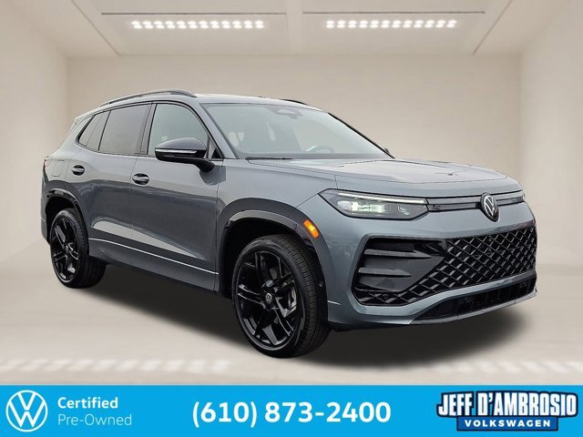 Certified 2025 Volkswagen Tiguan SE R-Line