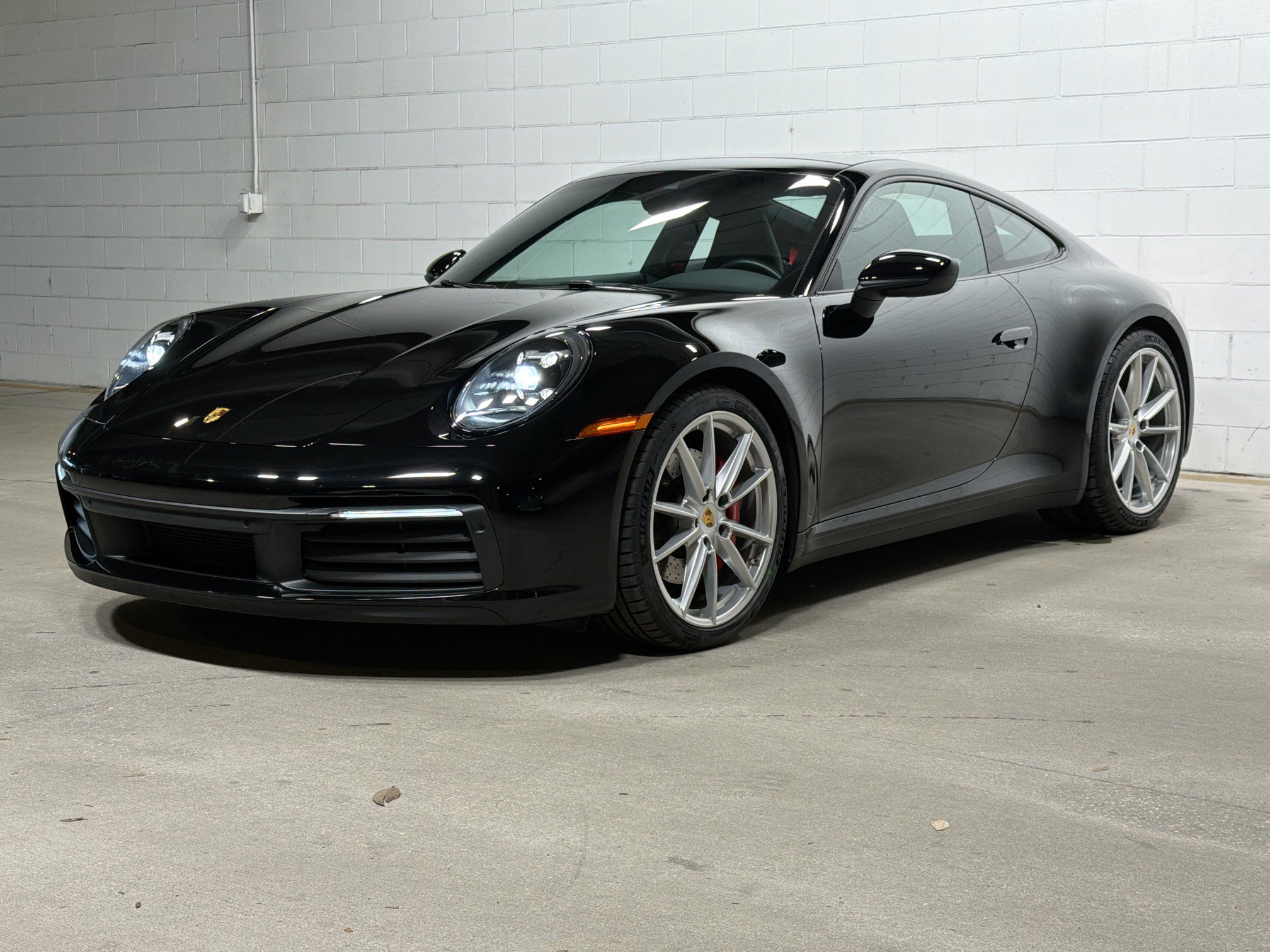 Certified 2020 Porsche 911 Carrera S RWD image 1