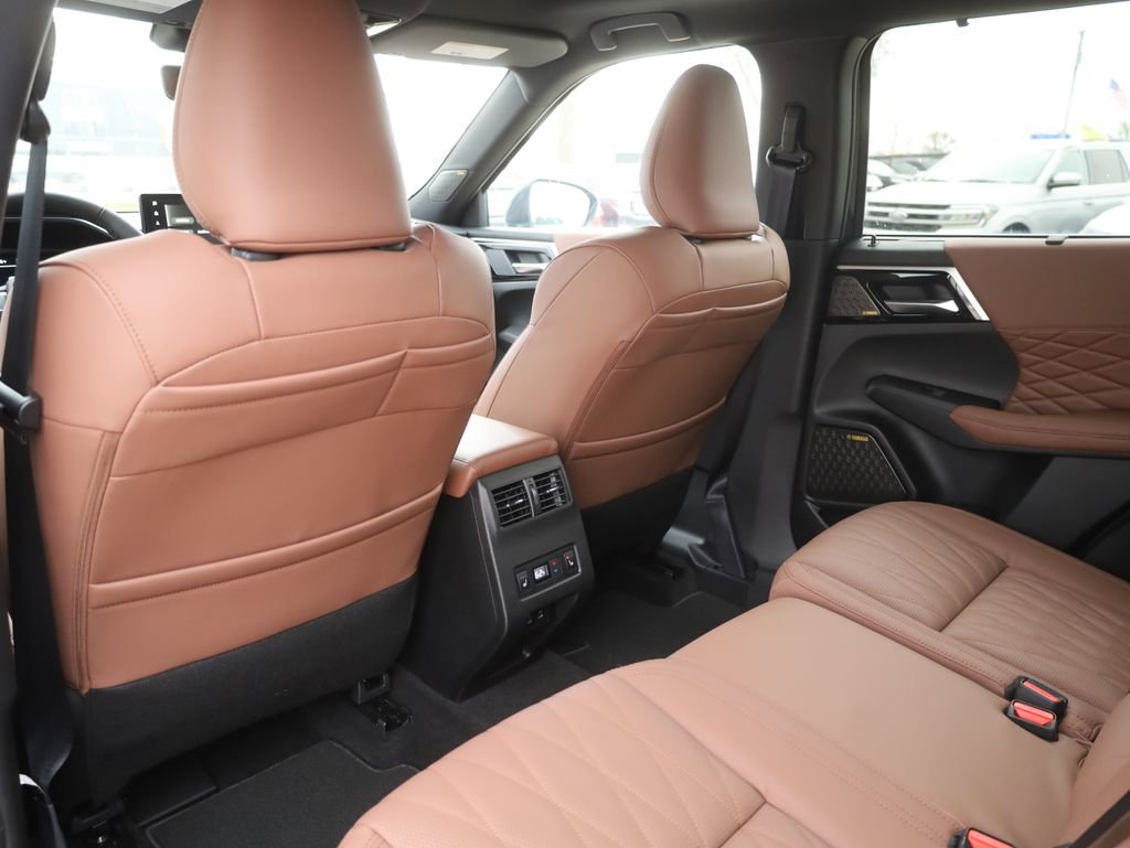 New 2025 Mitsubishi Outlander SEL image 34