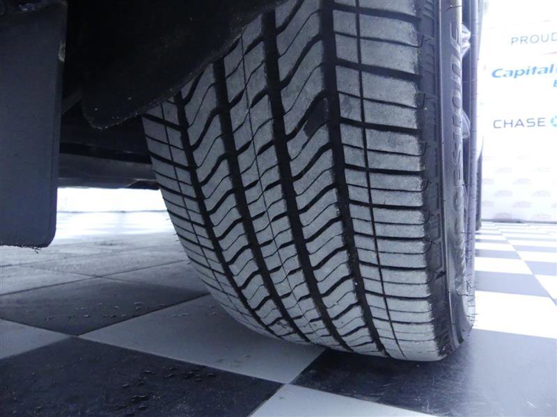 Used 2021 Cadillac Escalade Premium Luxury Platinum image 36