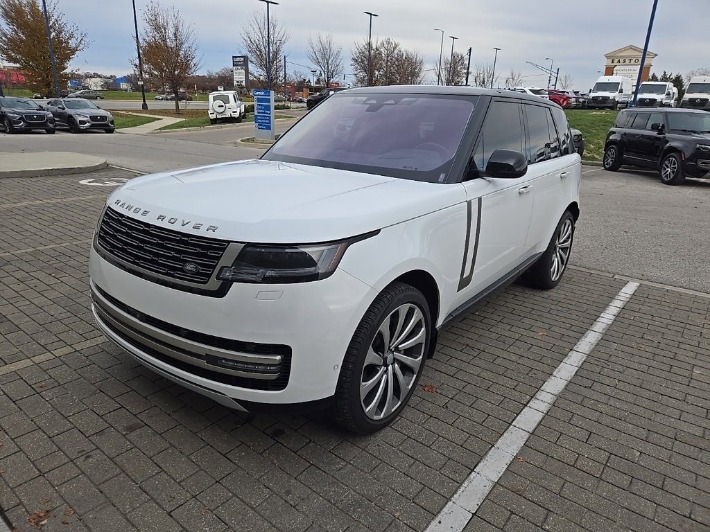 Used 2023 Land Rover Range Rover SE