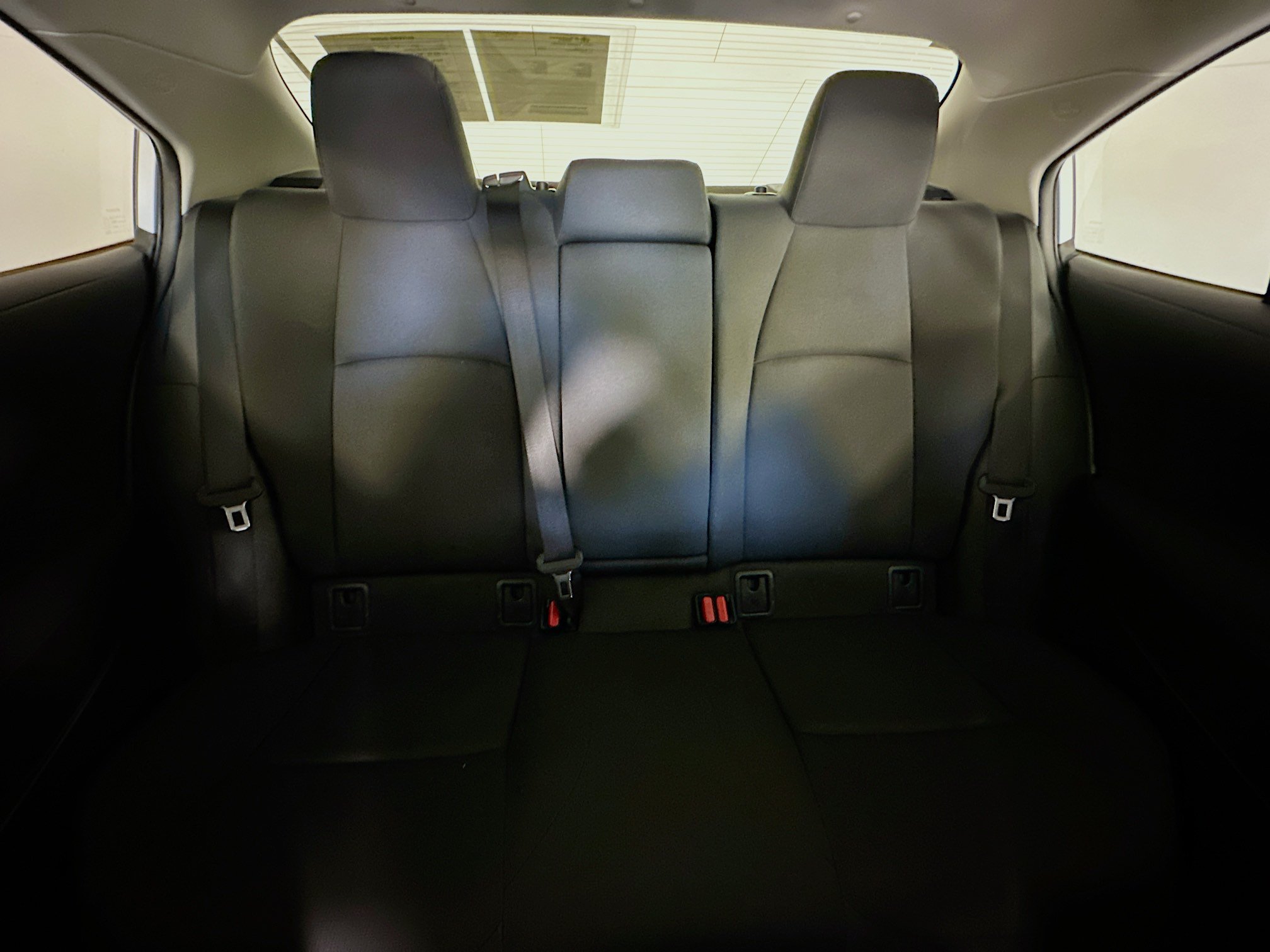 Used 2022 Toyota Corolla LE FWD image 29