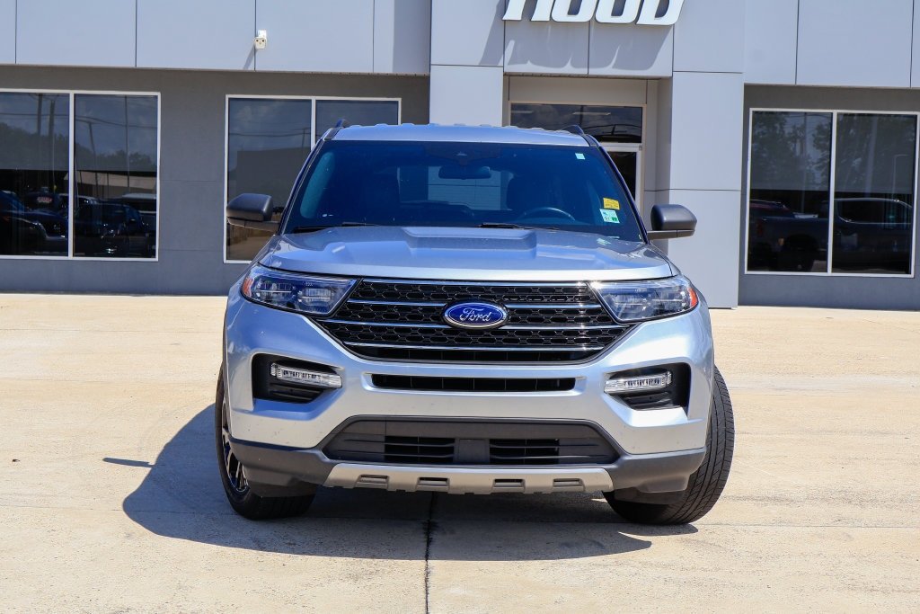 Used 2020 Ford Explorer XLT w/ Equipment Group 202A RWD image 24