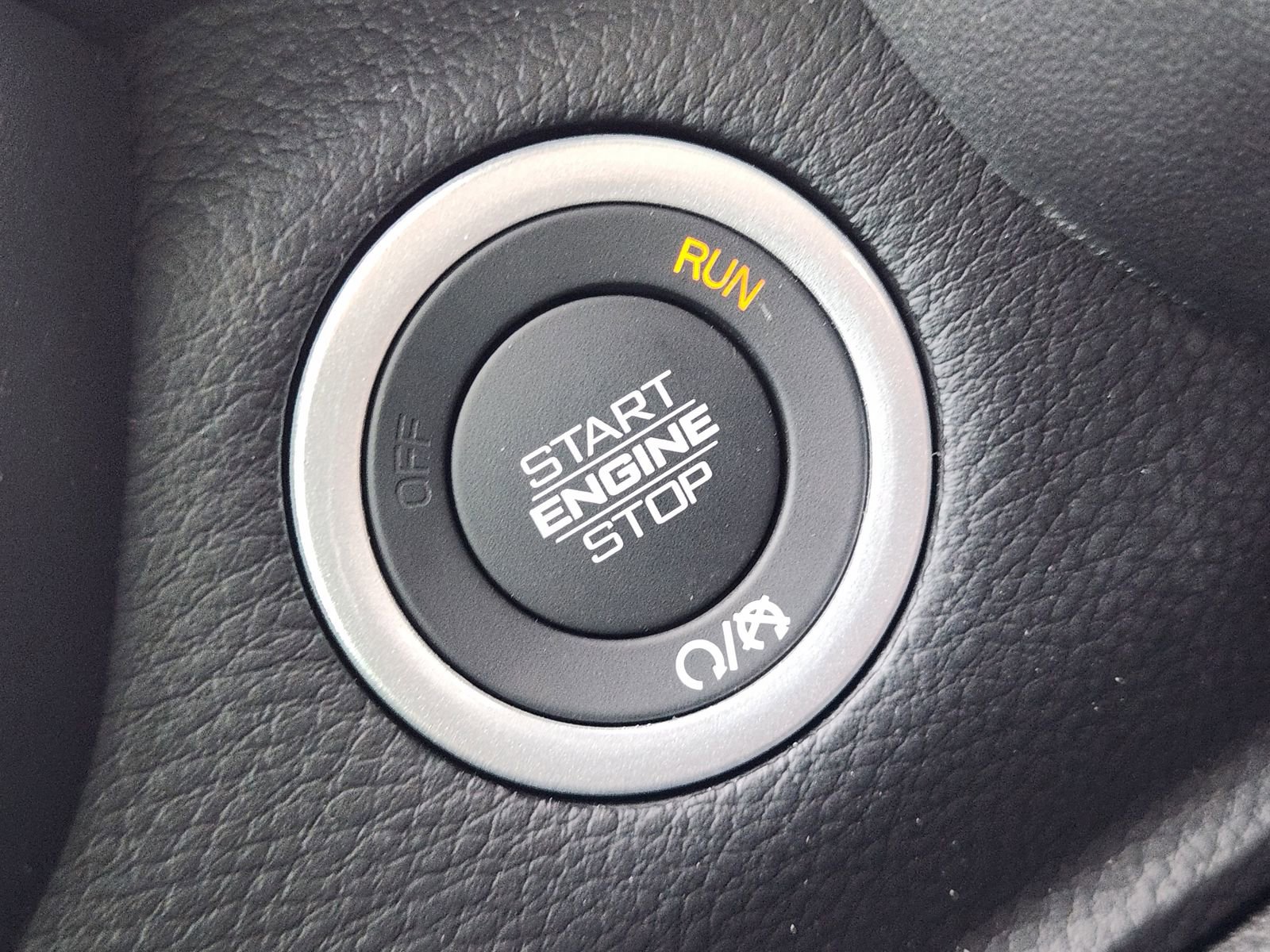 New 2026 RAM 1500 4x4 Crew Cab image 18