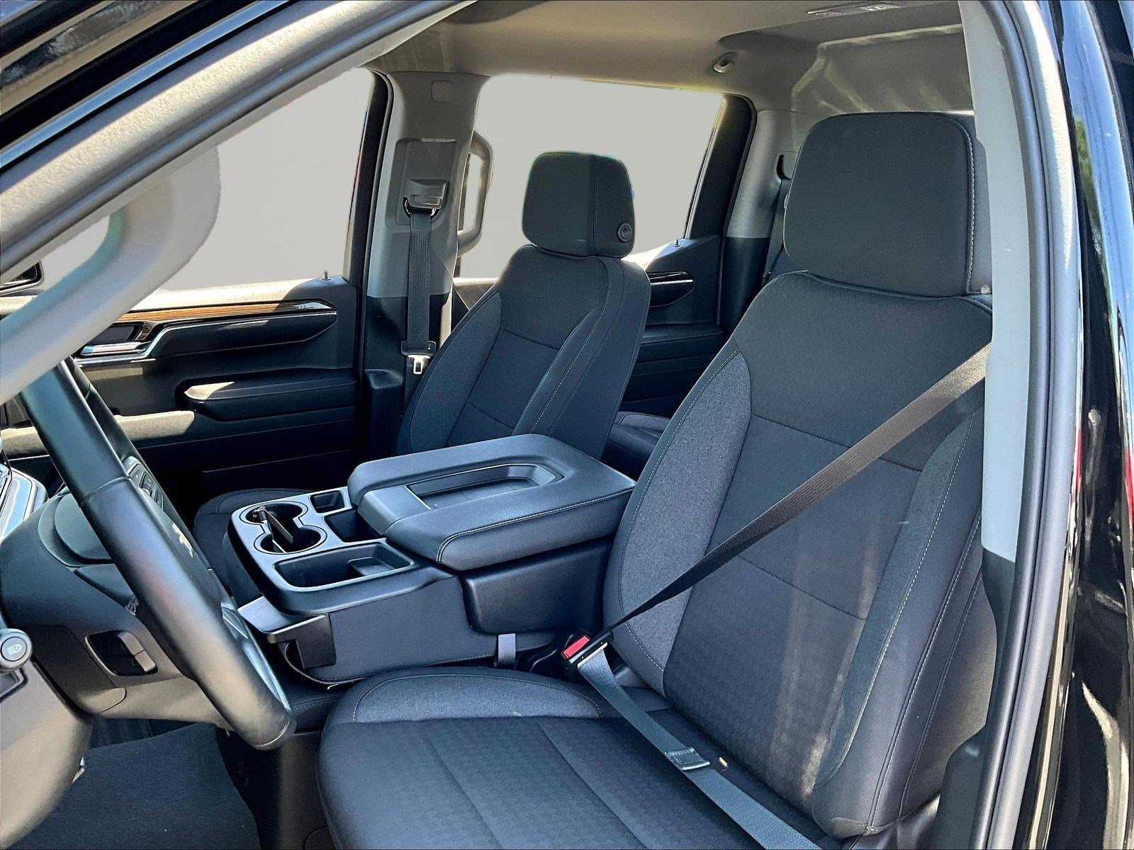 Used 2024 Chevrolet Silverado 1500 LT AWD/4WD image 21