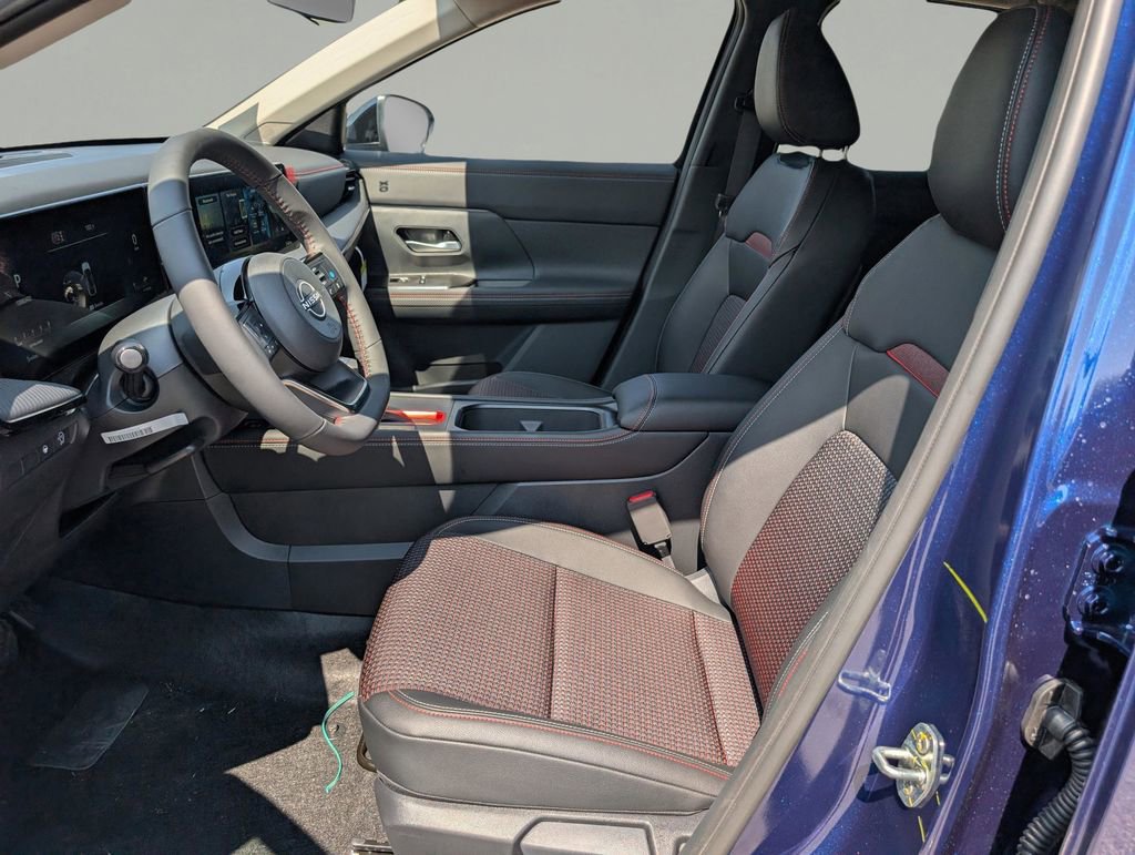 New 2026 Nissan Kicks SR image 17