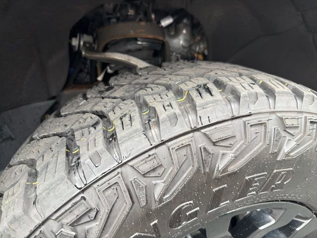 Used 2023 GMC Sierra 1500 AT4X AWD/4WD image 15
