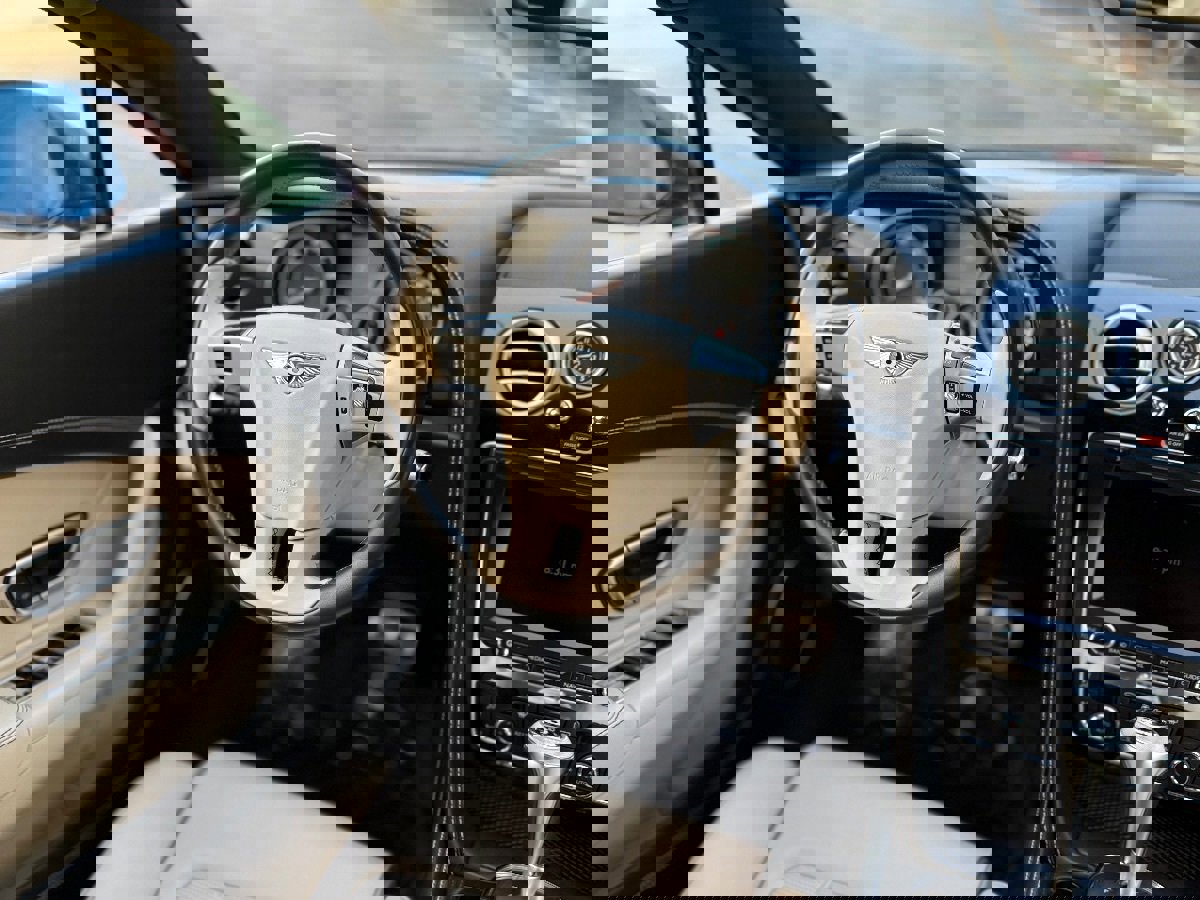 Used 2014 Bentley Continental GT V8 S image 22