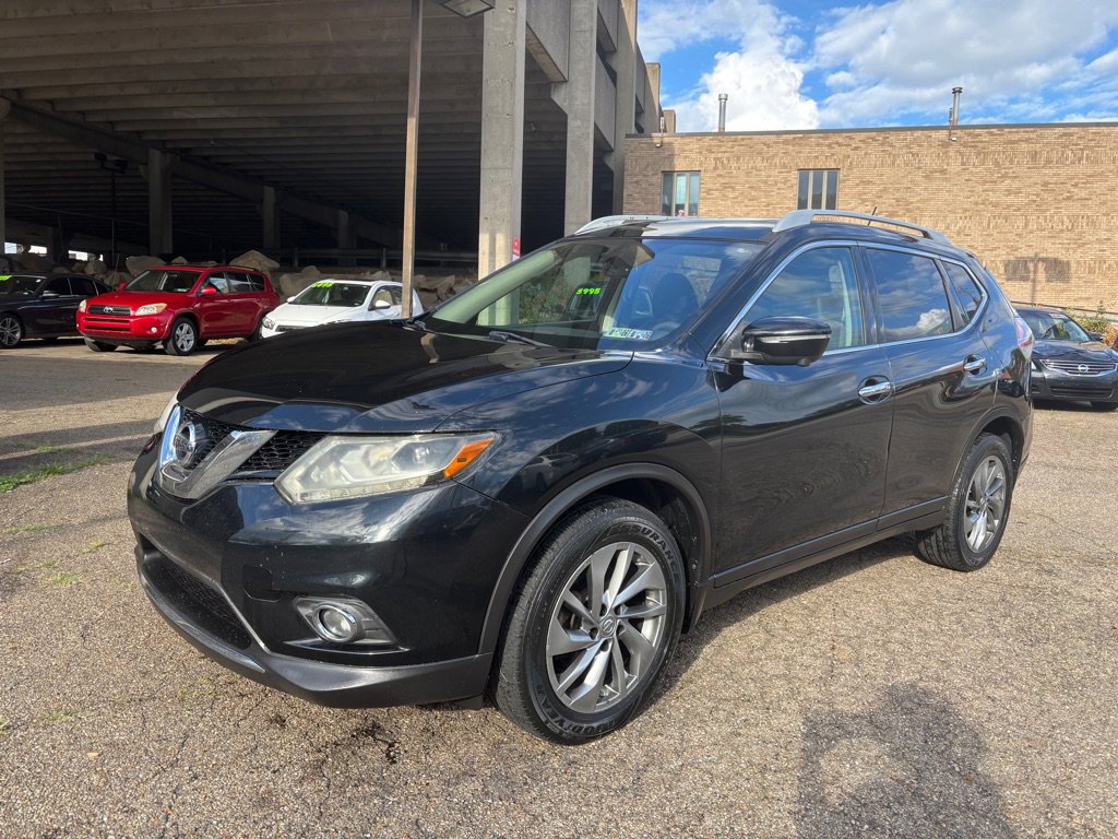 Used 2015 Nissan Rogue SL w/ SL Premium Package