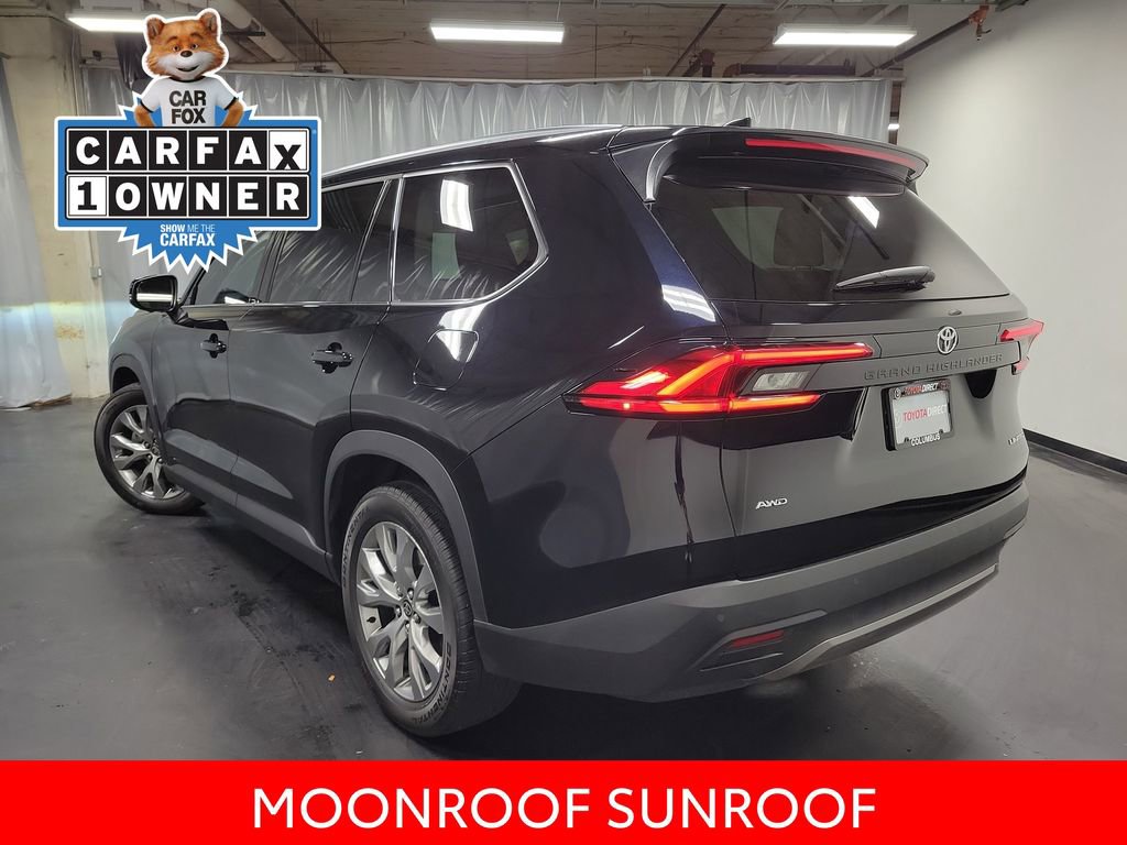 Used 2024 Toyota Grand Highlander Limited image 6