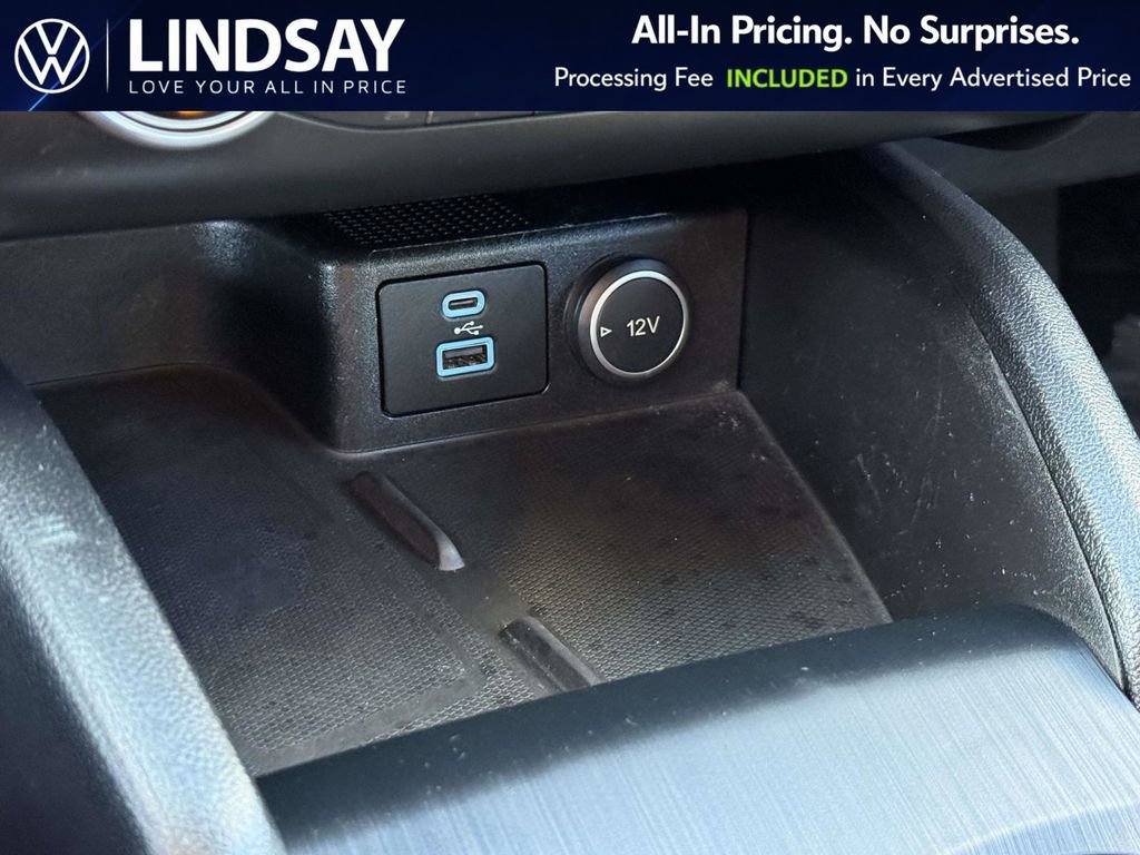 Used 2020 Ford Escape Titanium image 20