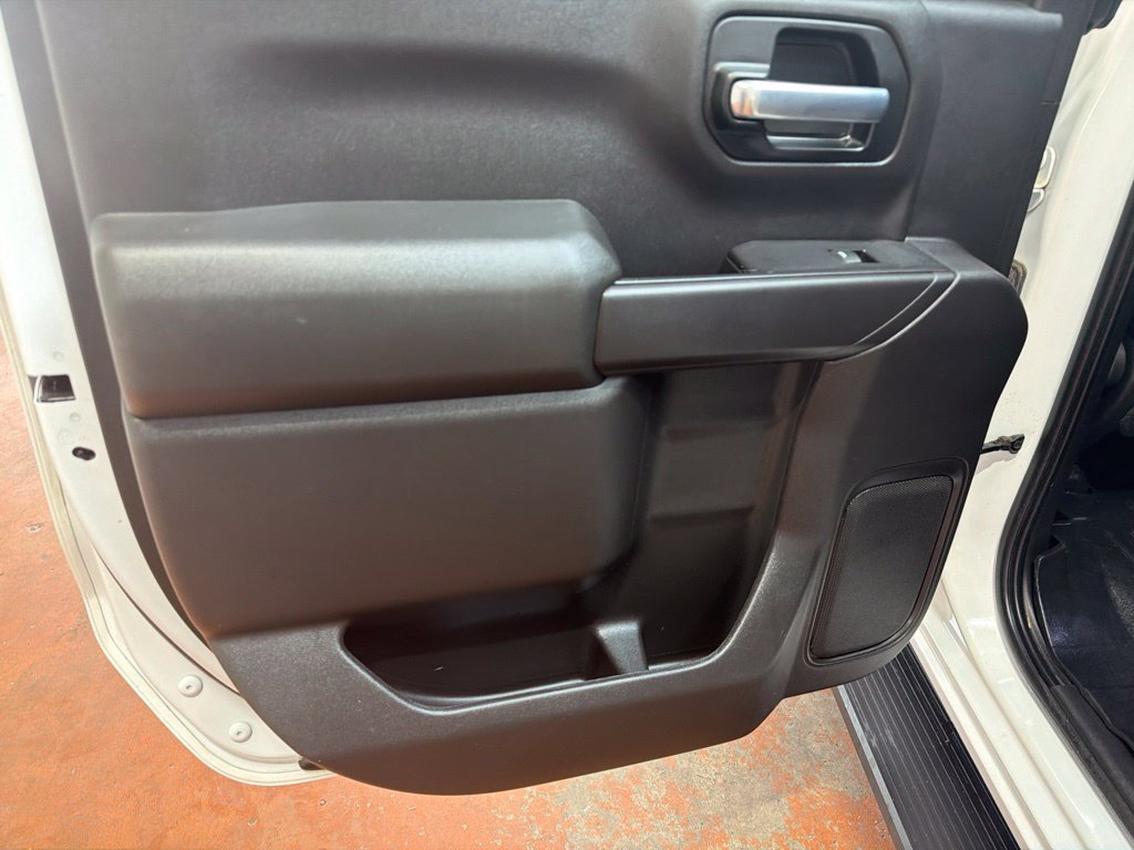 Used 2021 GMC Sierra 1500 4x4 Crew Cab w/ Convenience Package image 30