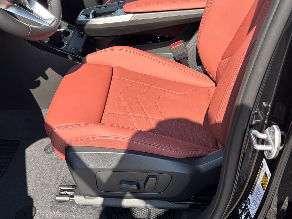 New 2026 BMW X1 xDrive28i AWD/4WD image 15