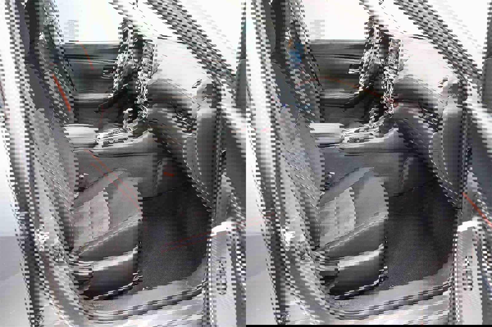 Used 2025 Nissan Sentra SR image 16