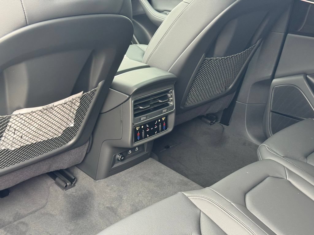 New 2026 Audi Q8 Premium Plus AWD/4WD image 25