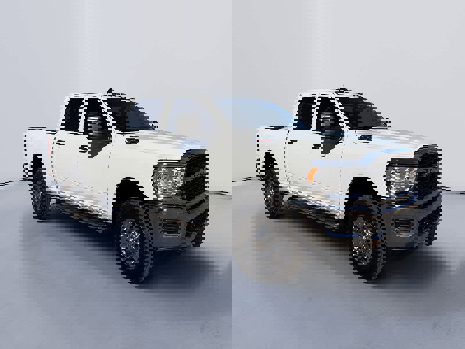 Used 2024 RAM 2500 Tradesman w/ Chrome Appearance Group