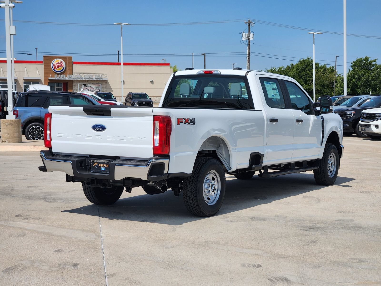 New 2026 Ford F250 XL w/ FX4 Off-Road Package AWD/4WD image 5