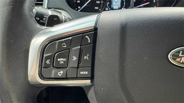 Used 2019 Land Rover Discovery Sport HSE image 28