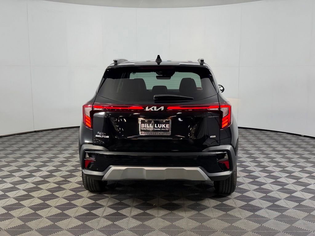 Used 2025 Kia Seltos EX AWD/4WD image 7