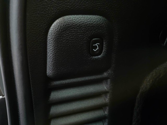 Used 2018 Jeep Grand Cherokee Trailhawk AWD/4WD image 39