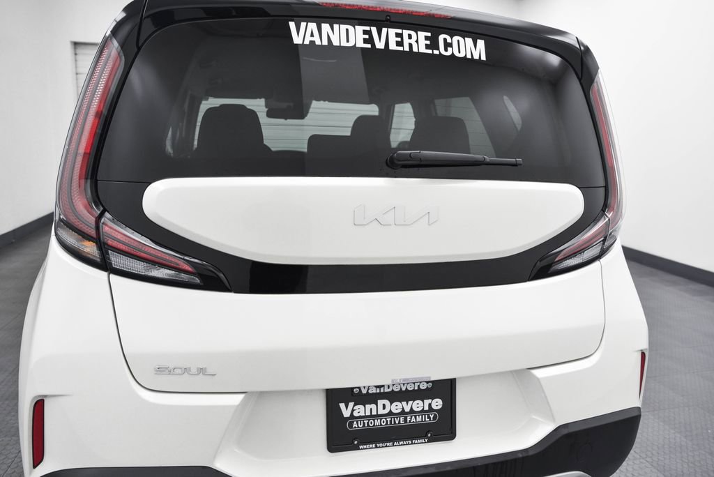 Used 2024 Kia Soul LX w/ Option Group 015 image 8