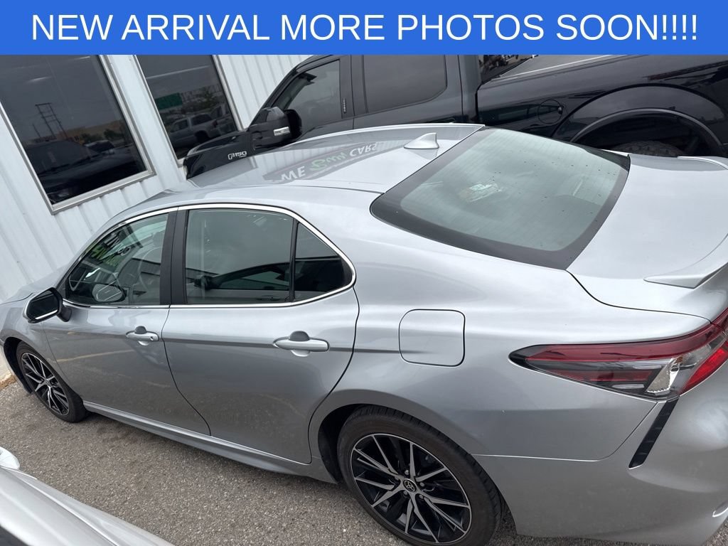 Used 2024 Toyota Camry SE FWD image 5