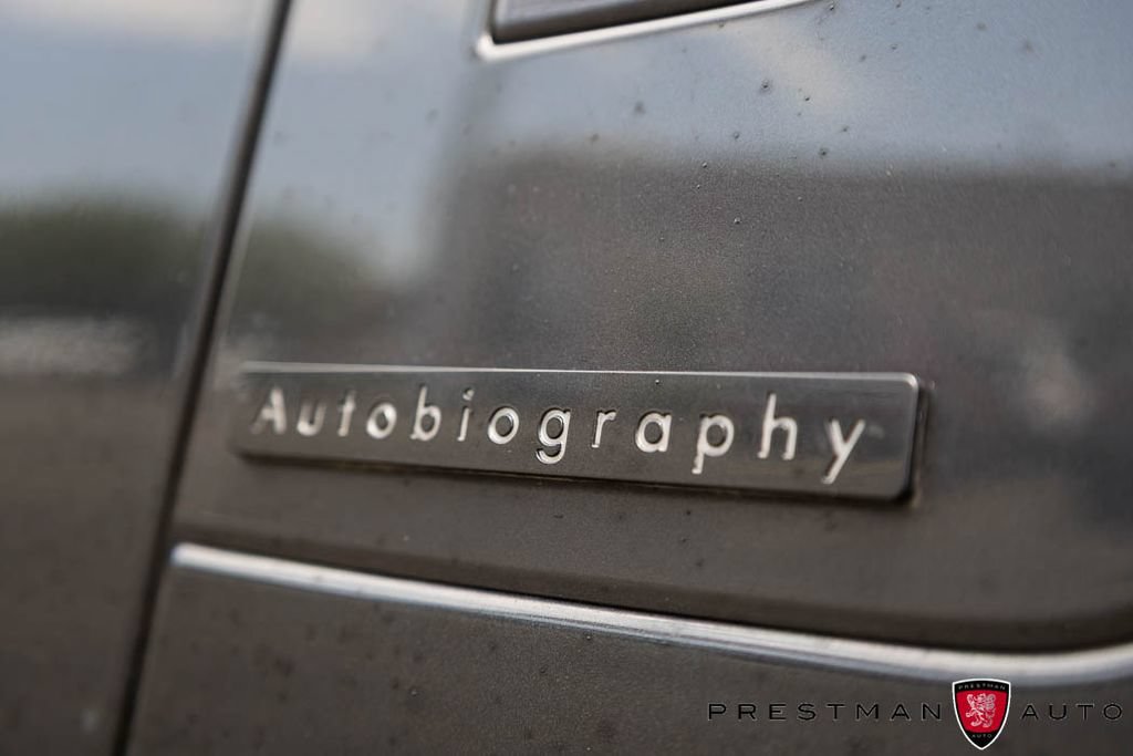Used 2025 Land Rover Range Rover Long Wheelbase Autobiography AWD/4WD image 12