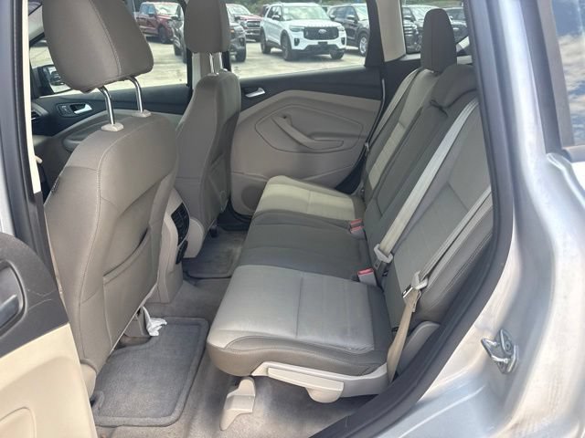 Used 2016 Ford C-MAX SE w/ Equipment Group 201A FWD image 13