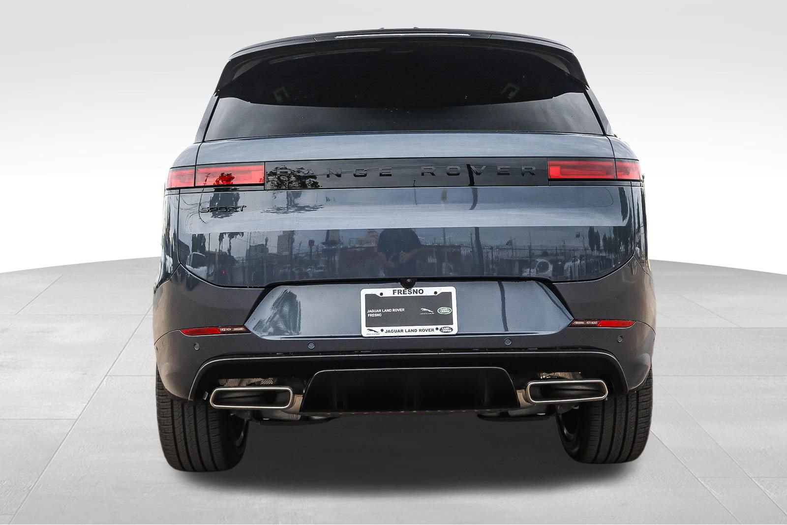 New 2026 Land Rover Range Rover Sport Dynamic SE AWD/4WD image 6