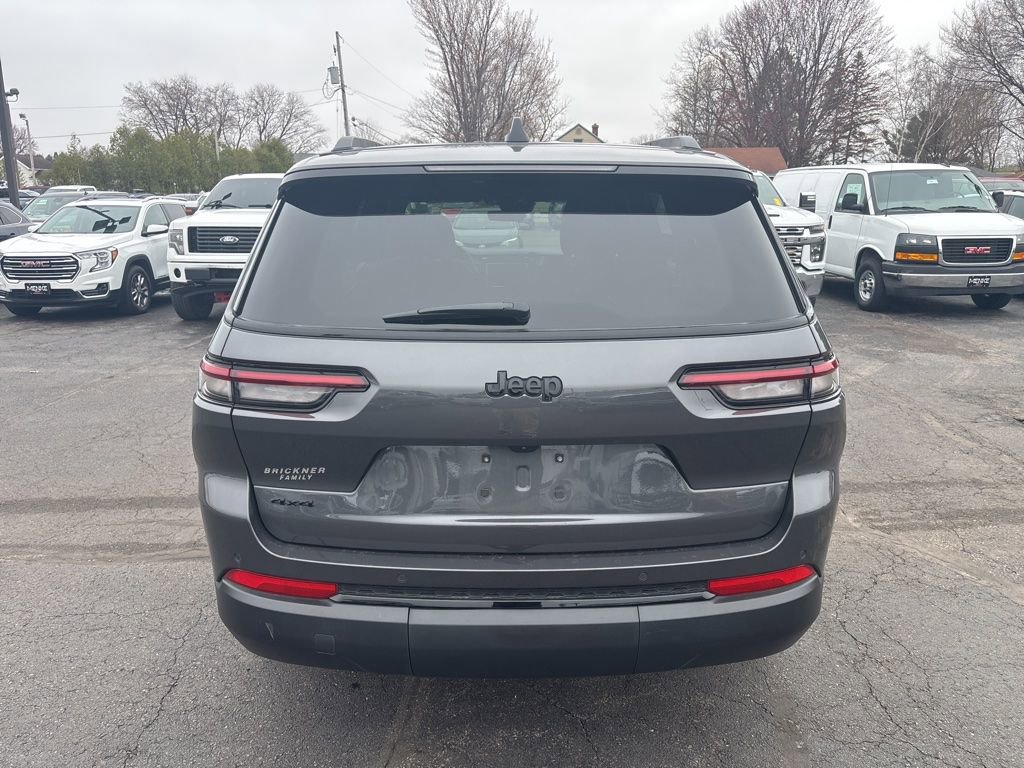 Used 2025 Jeep Grand Cherokee L Altitude image 7