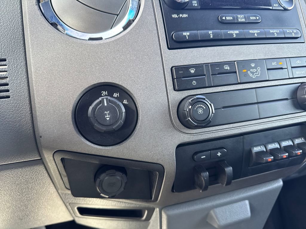 Used 2011 Ford F250 XLT w/ XLT Premium Pkg image 42