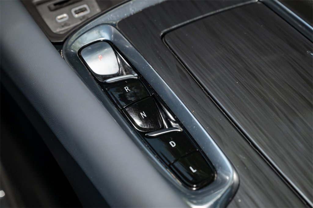 Used 2024 Buick Enclave Essence w/ Sport Touring Edition image 34