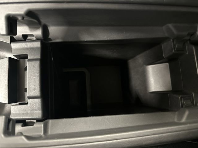 Used 2023 Nissan Rogue SV image 35