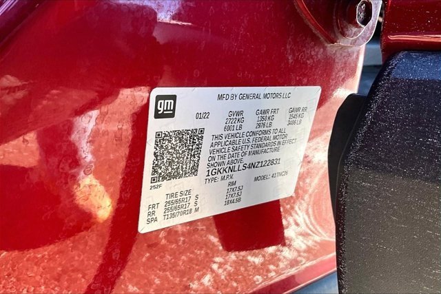 Used 2022 GMC Acadia AT4 w/ Technology Package image 19