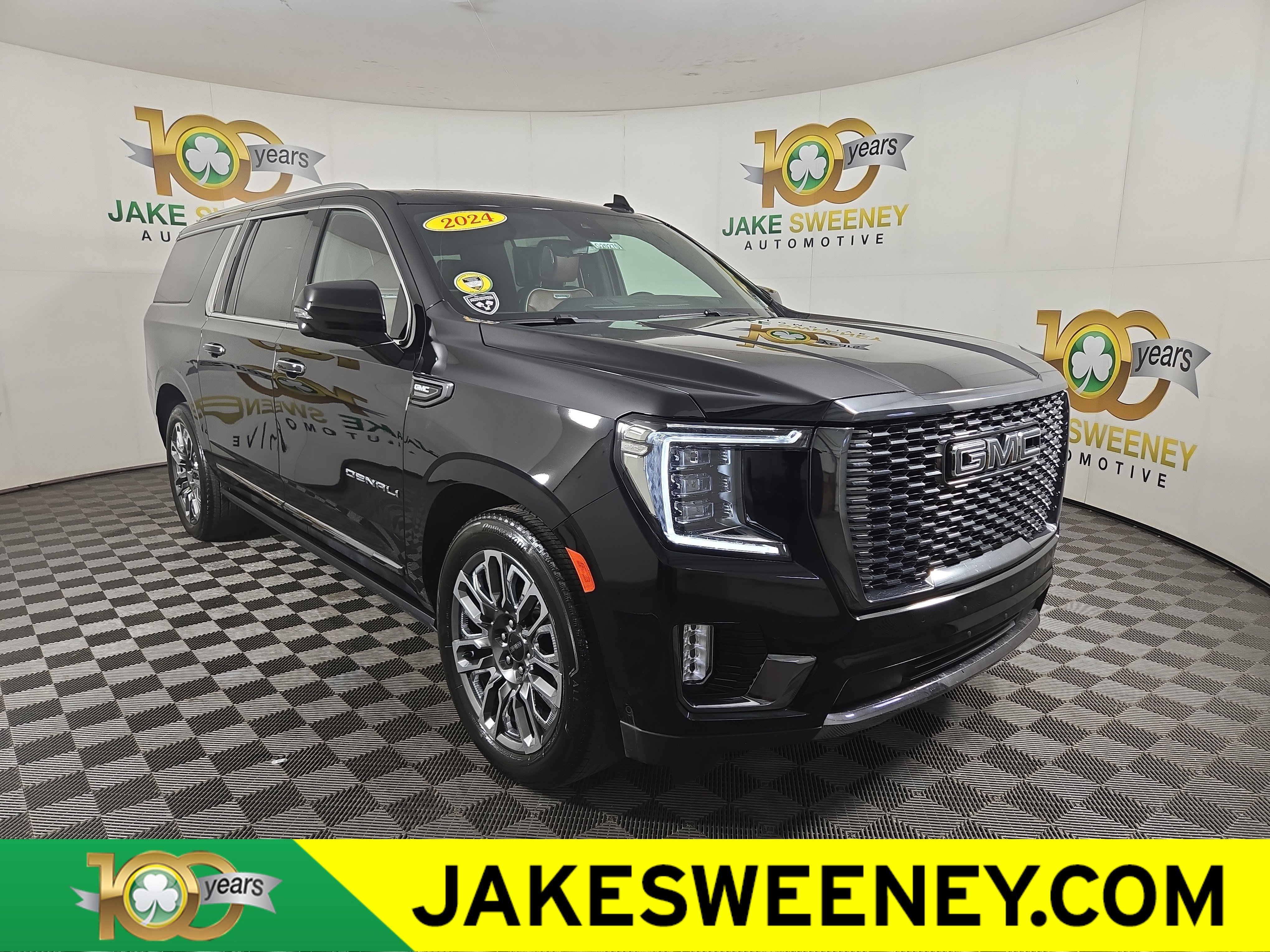 Certified 2024 GMC Yukon XL Denali Ultimate AWD/4WD image 1