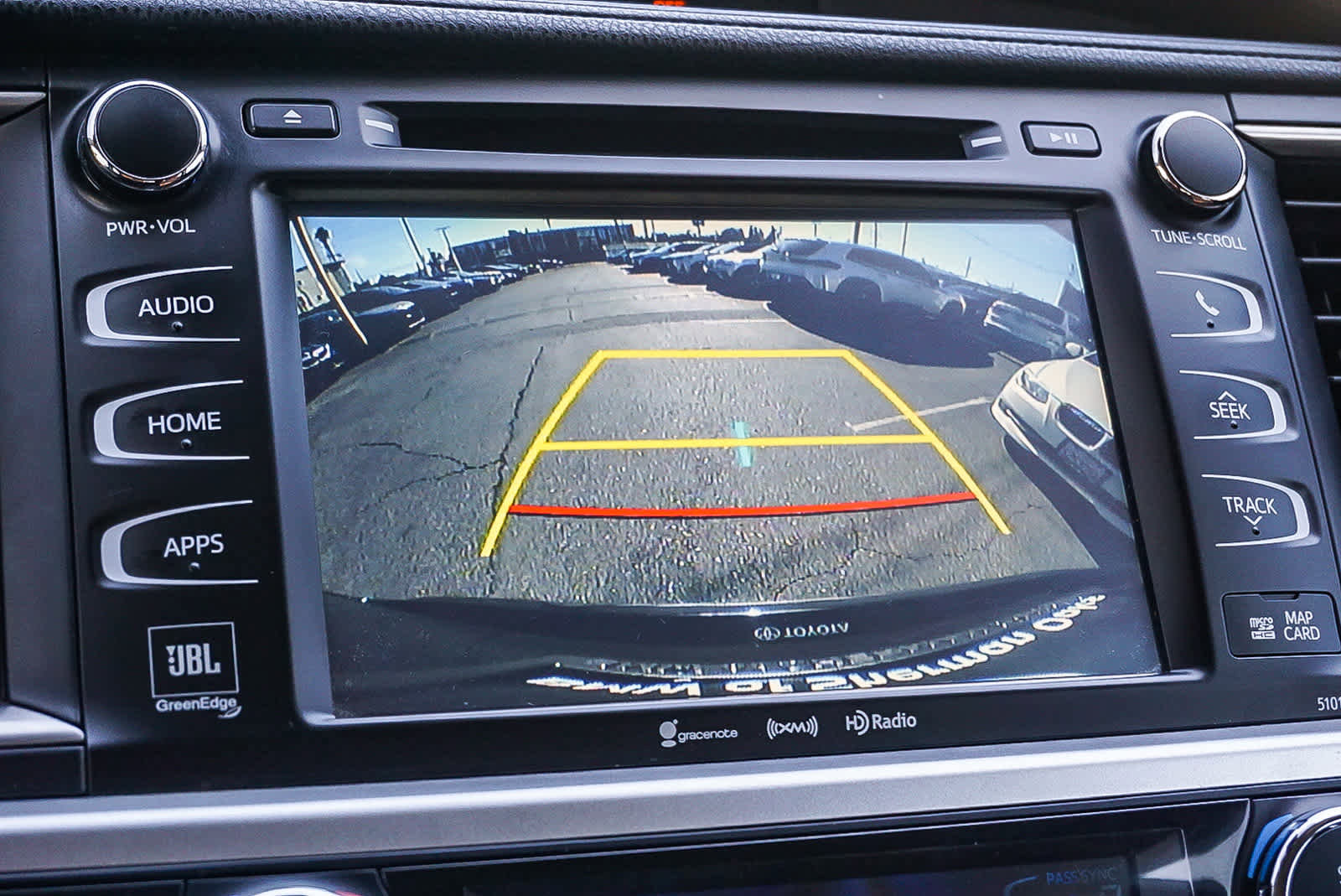 Used 2017 Toyota Highlander Limited image 25