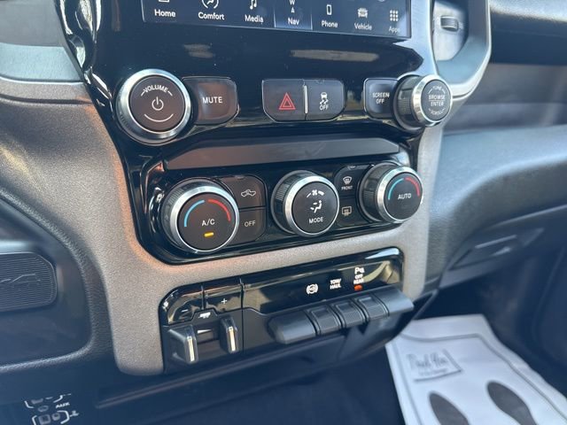 Used 2024 RAM 3500 Tradesman w/ Chrome Appearance Group image 21
