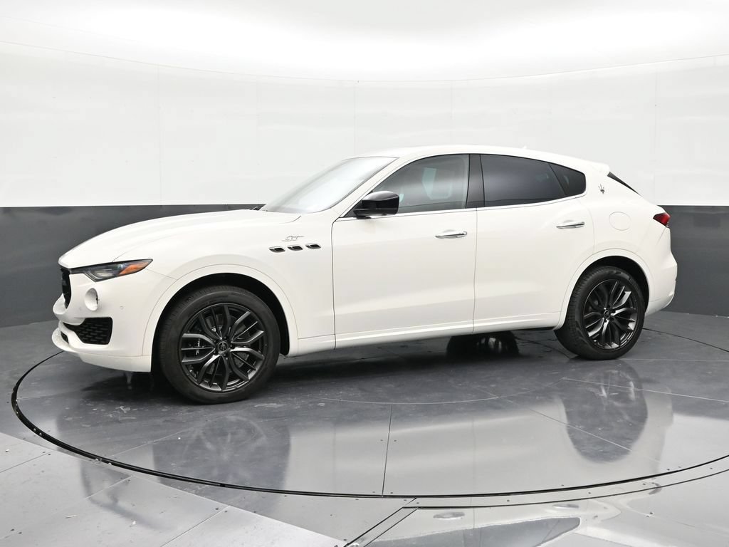 Used 2024 Maserati Levante GT Ultima AWD/4WD image 7