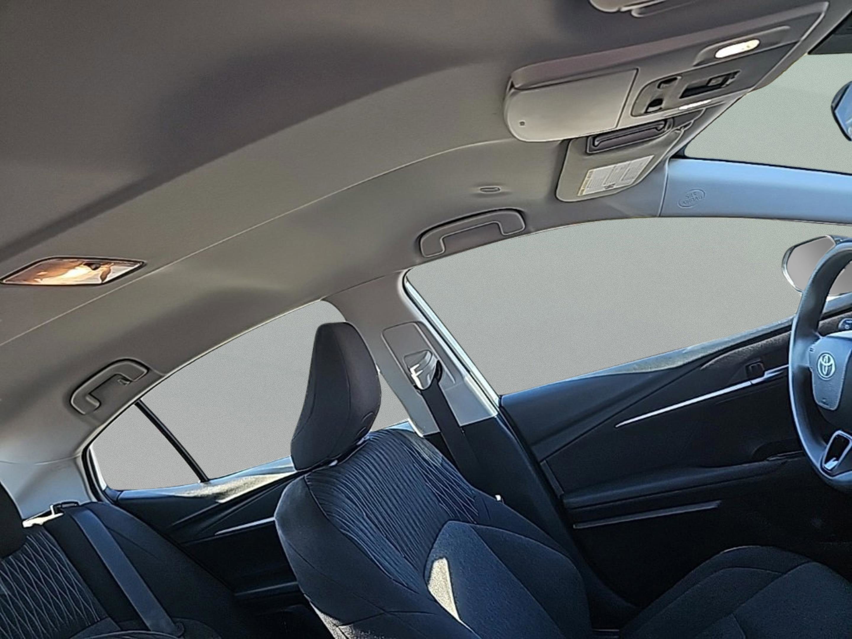 Used 2025 Toyota Camry LE image 23