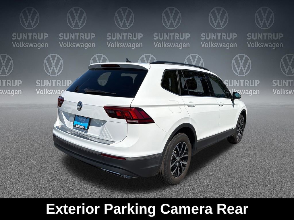 Used 2021 Volkswagen Tiguan SE w/ Panoramic Sunroof Package FWD image 6