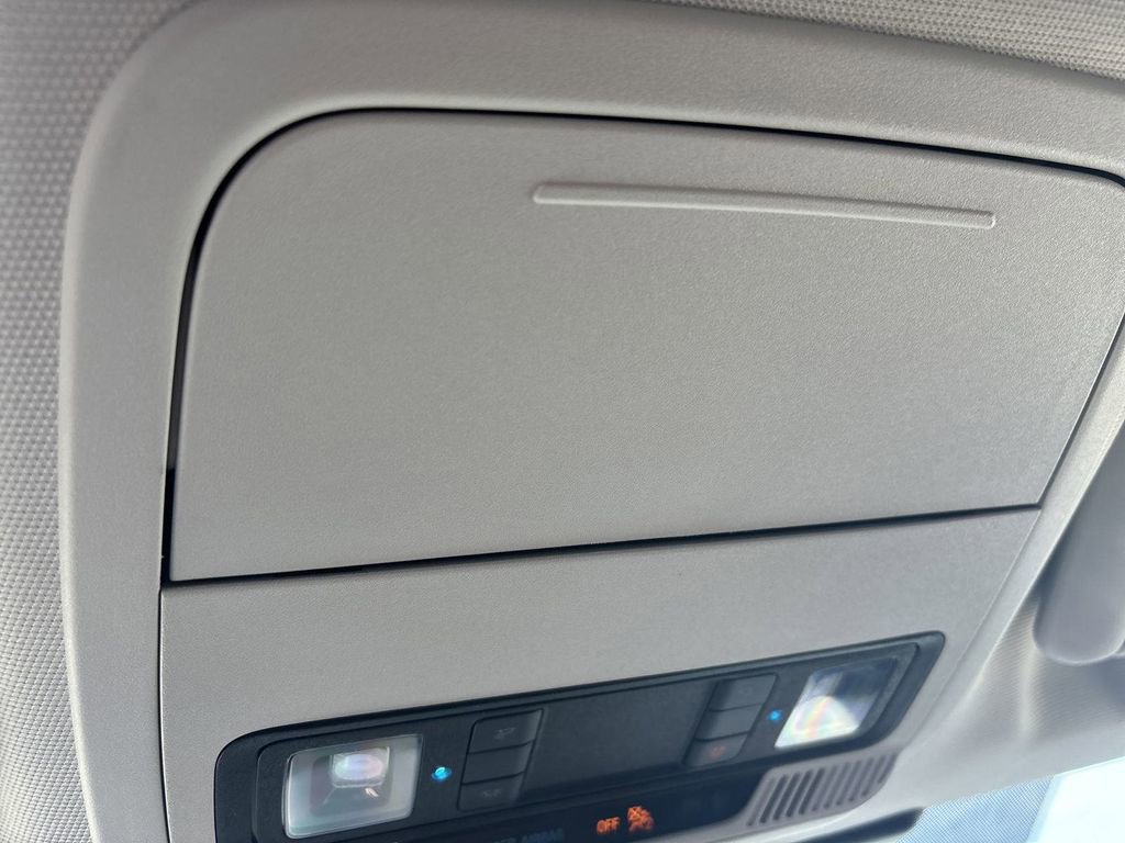 New 2024 Ford Mustang Mach-E Select w/ Comfort Package Lite image 32