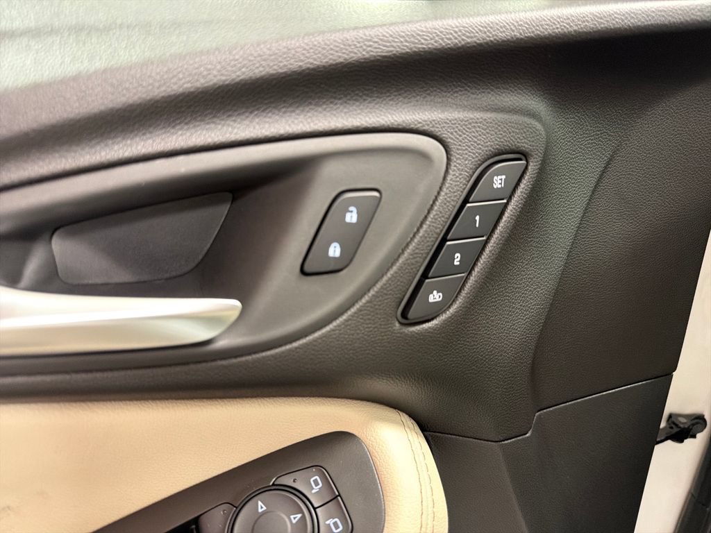 New 2026 Buick Encore GX Avenir w/ Avenir Technology Package FWD image 19