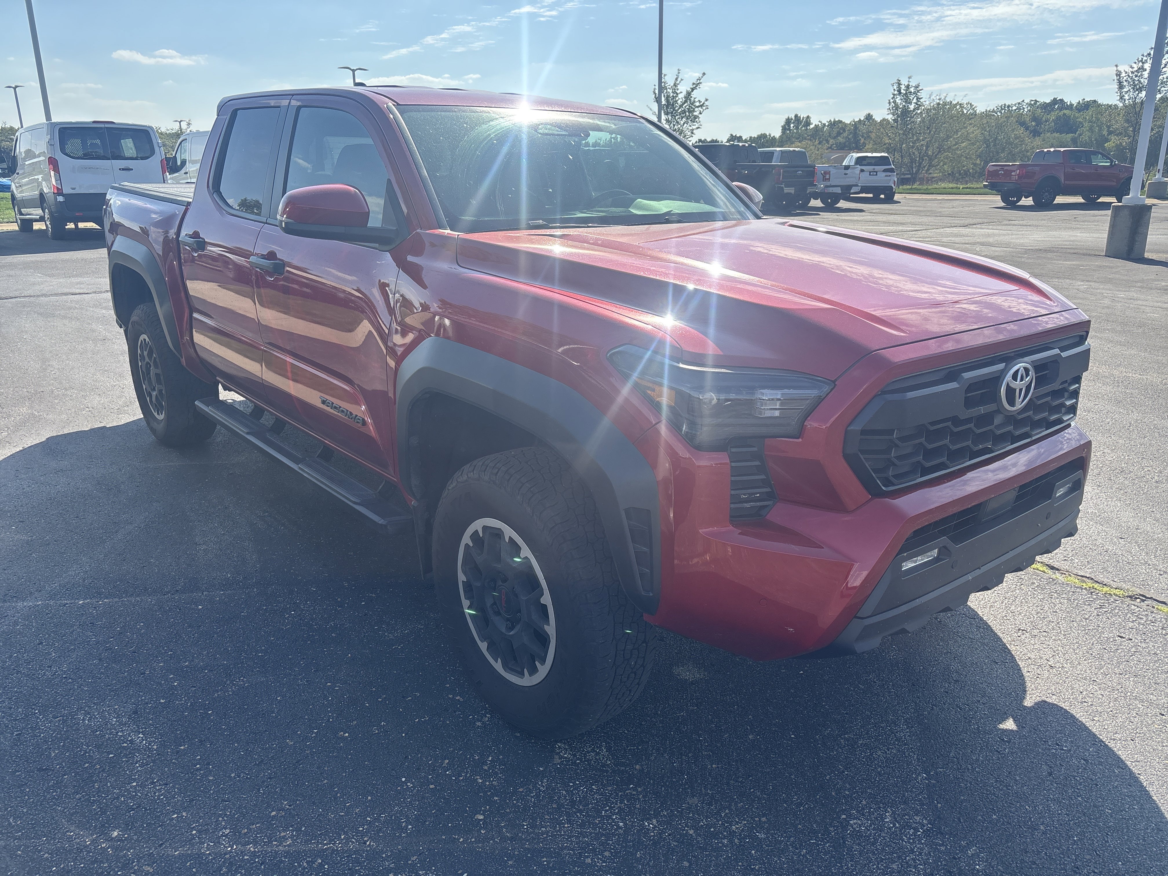 Used 2024 Toyota Tacoma TRD Off-Road image 2