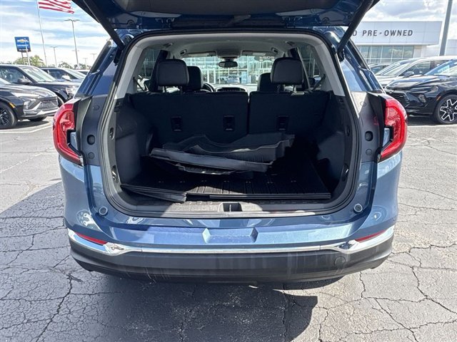 Certified 2024 GMC Terrain SLT w/ LPO, Floor Liner Package FWD image 24