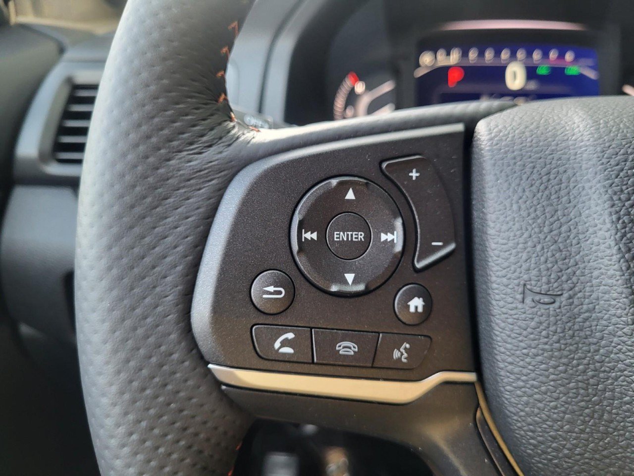 Certified 2025 Honda Passport TrailSport image 22