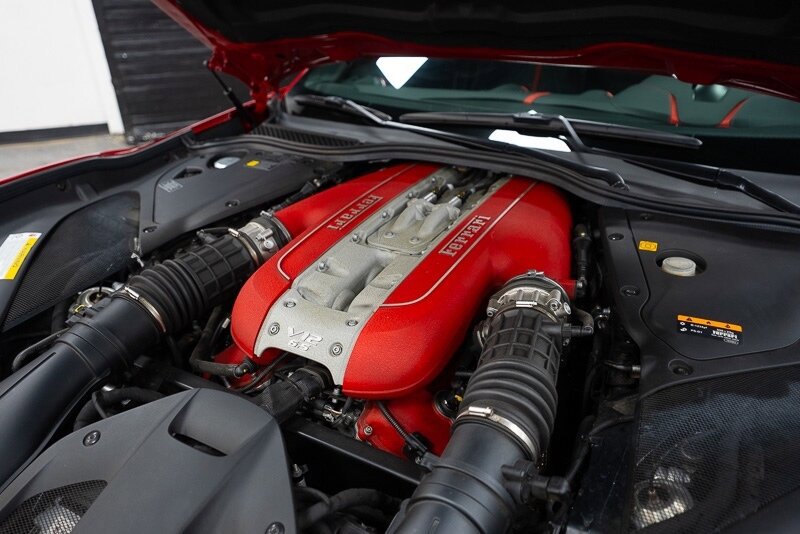 Used 2019 Ferrari 812 Superfast image 34